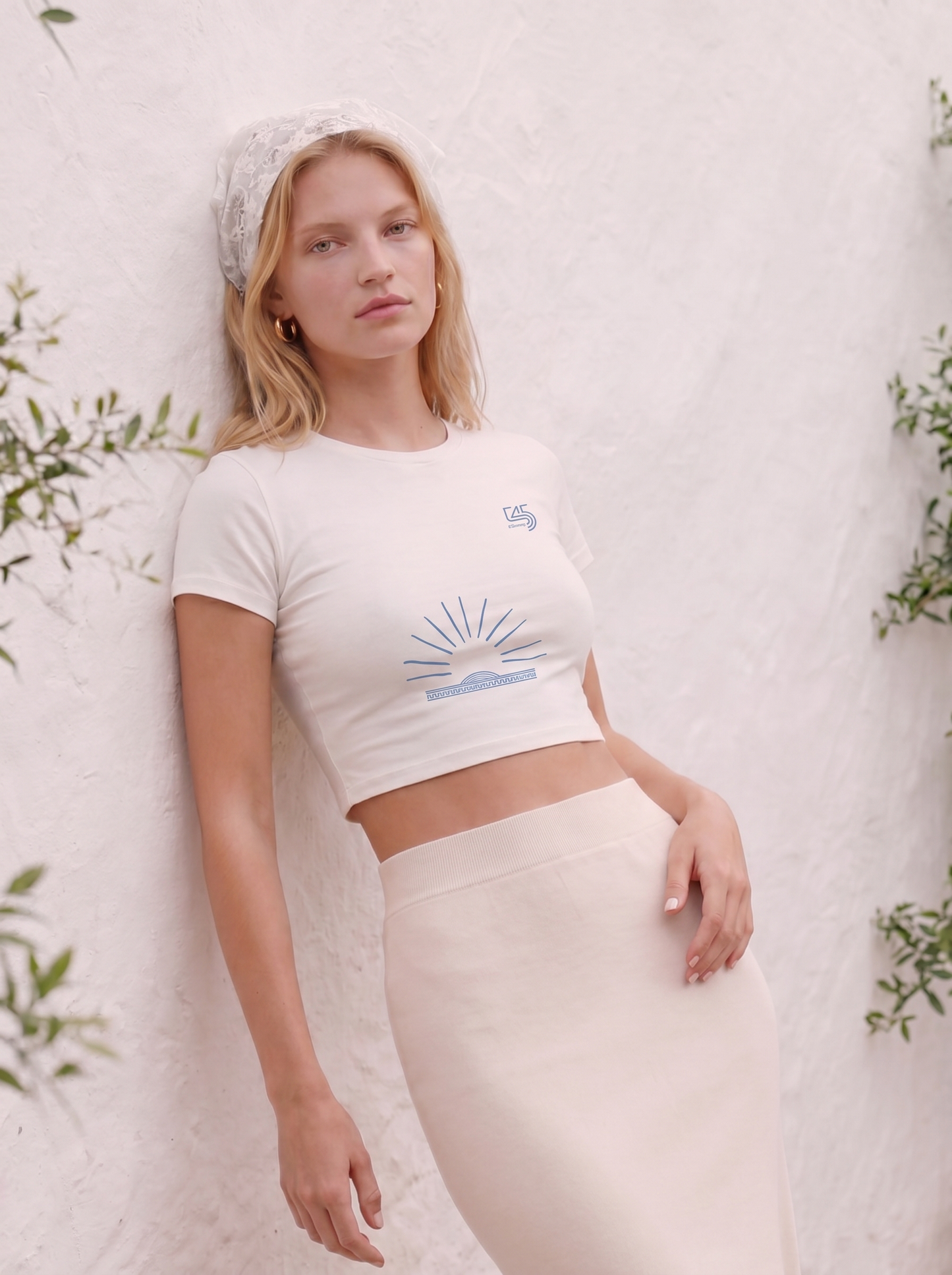 Blue Sun Crop Size T-Shirt (T-Shirt) 5 Colors